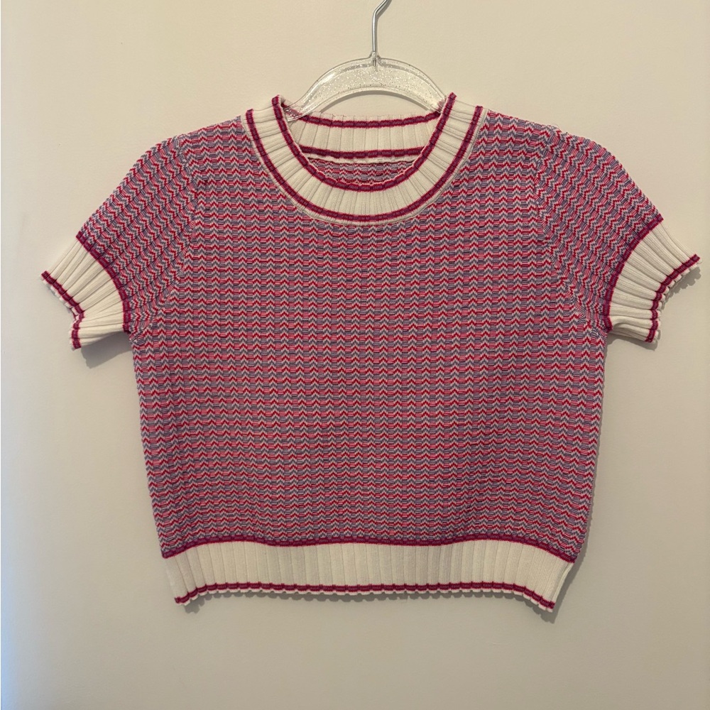 Stylish Dark Pink and White Crop Top Short Sleeve Sweater Size Small